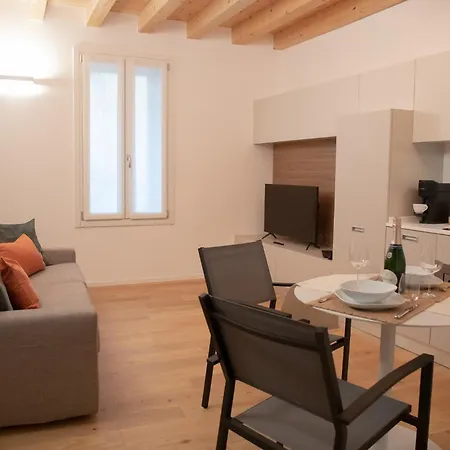 Stylish Grey Apartment - 5 Minutes From The Lake * Como